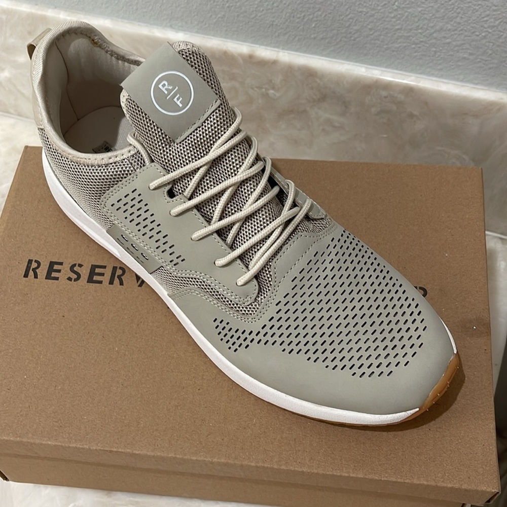RESERVED FOOTWEAR
Men's The Chantrey Low-Top Athletic Sneaker